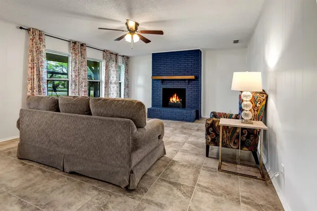 $325,000 | 5710 Cortez Drive, DeCordova, TX 76049