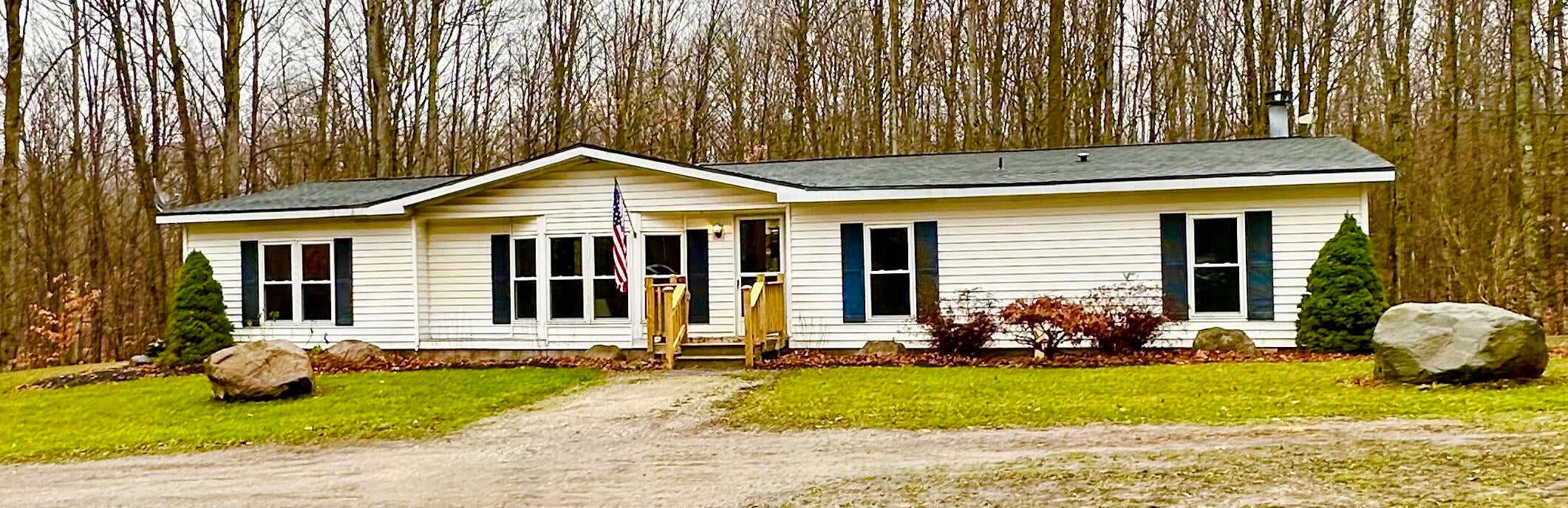 16651 Jakes Road Lachine, MI 49753 - Photo 3 of 29 Gallery Image 3