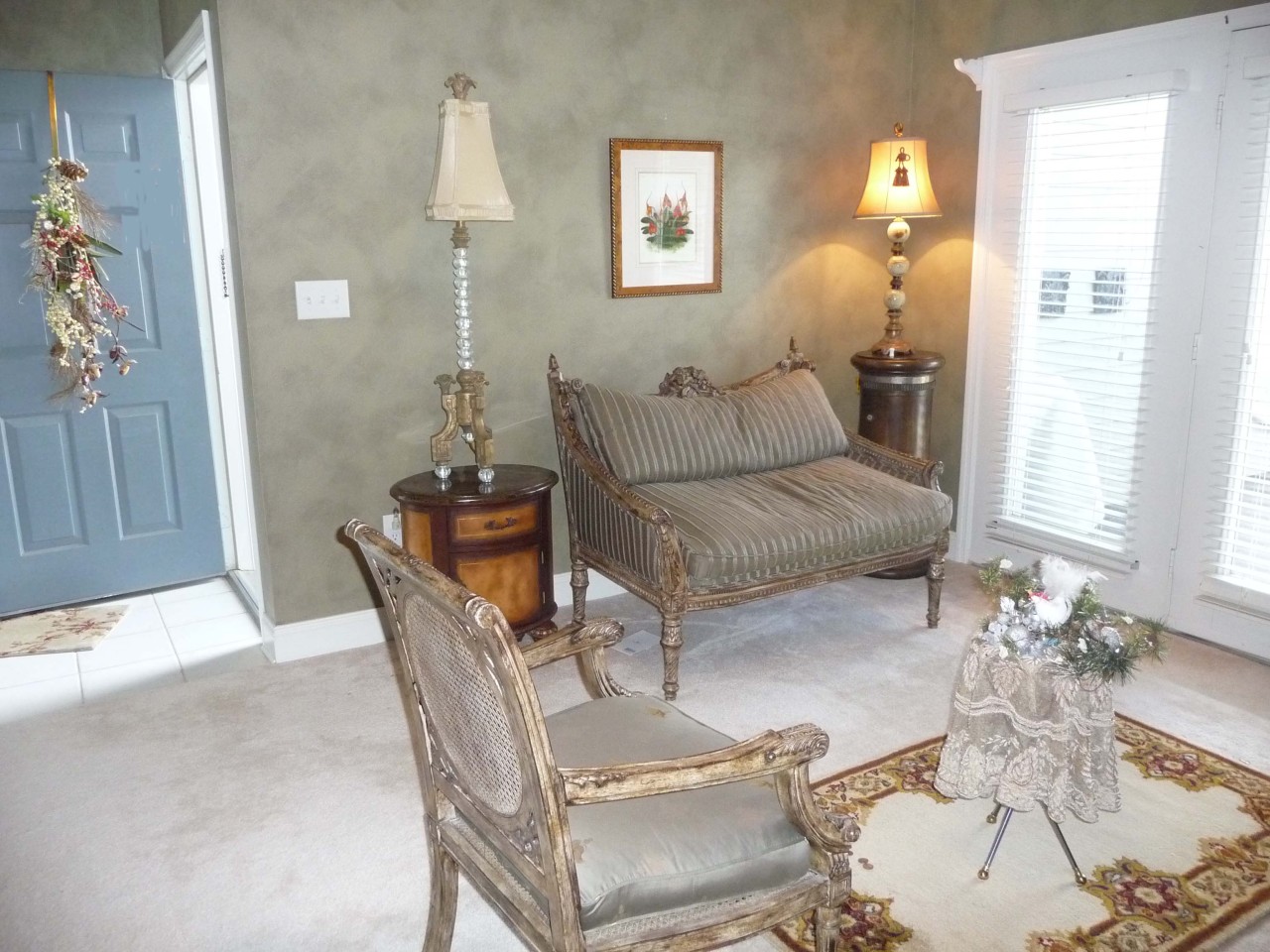 1917 South Clearing Road Salem, VA 24153 - Photo 3 of 41 Living Rm