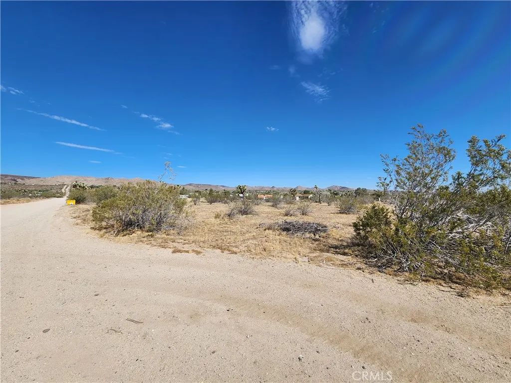 1901 Old Woman Springs Road Yucca Valley, CA 92285 - Photo 9 of 10 a view of ocean beach