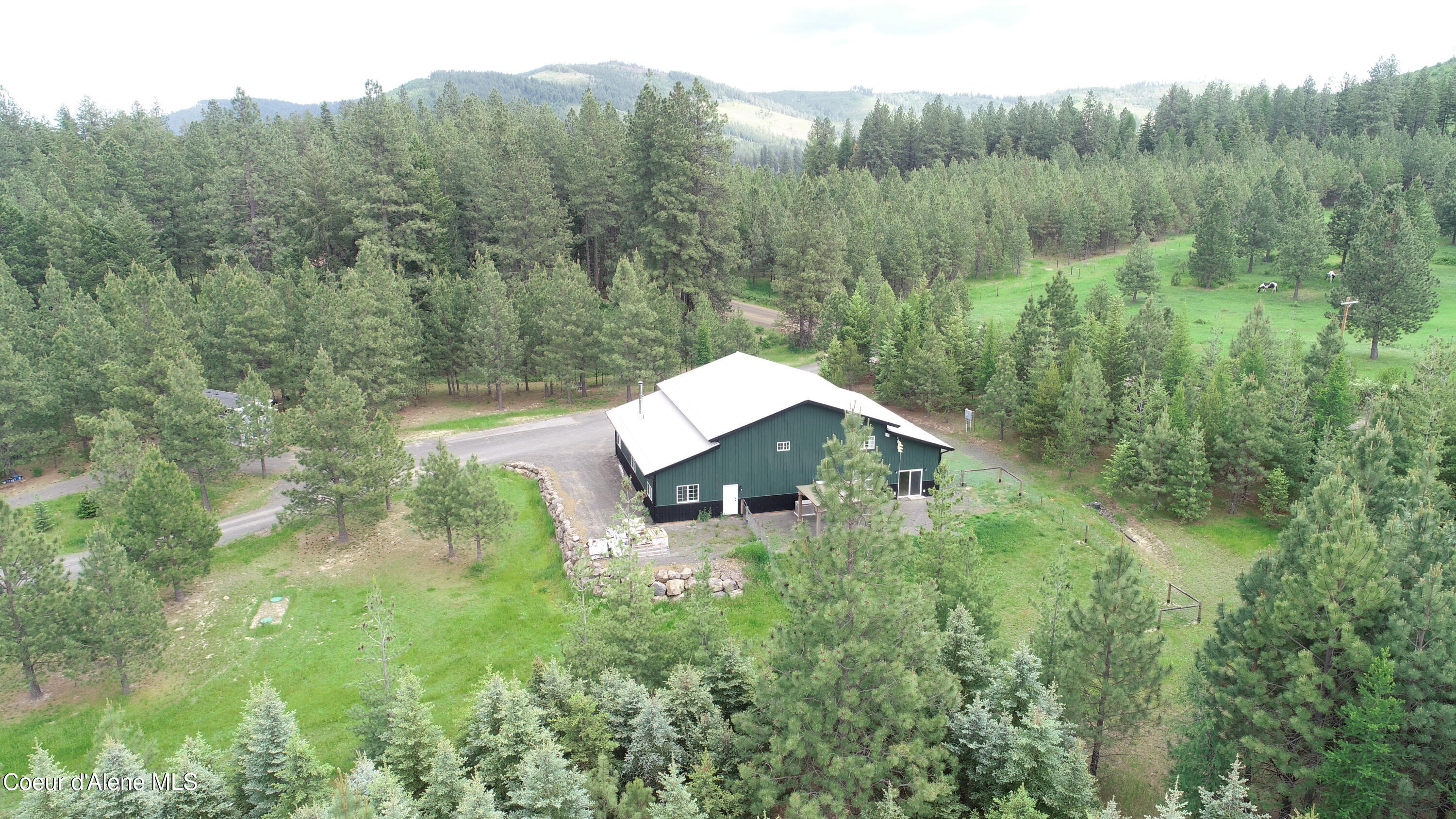574-576 Parkside Road Plummer, ID 83851 - Photo 5 of 53 5