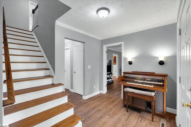 $432,500 | 1002 Greenwood Court, Easley, SC 29642