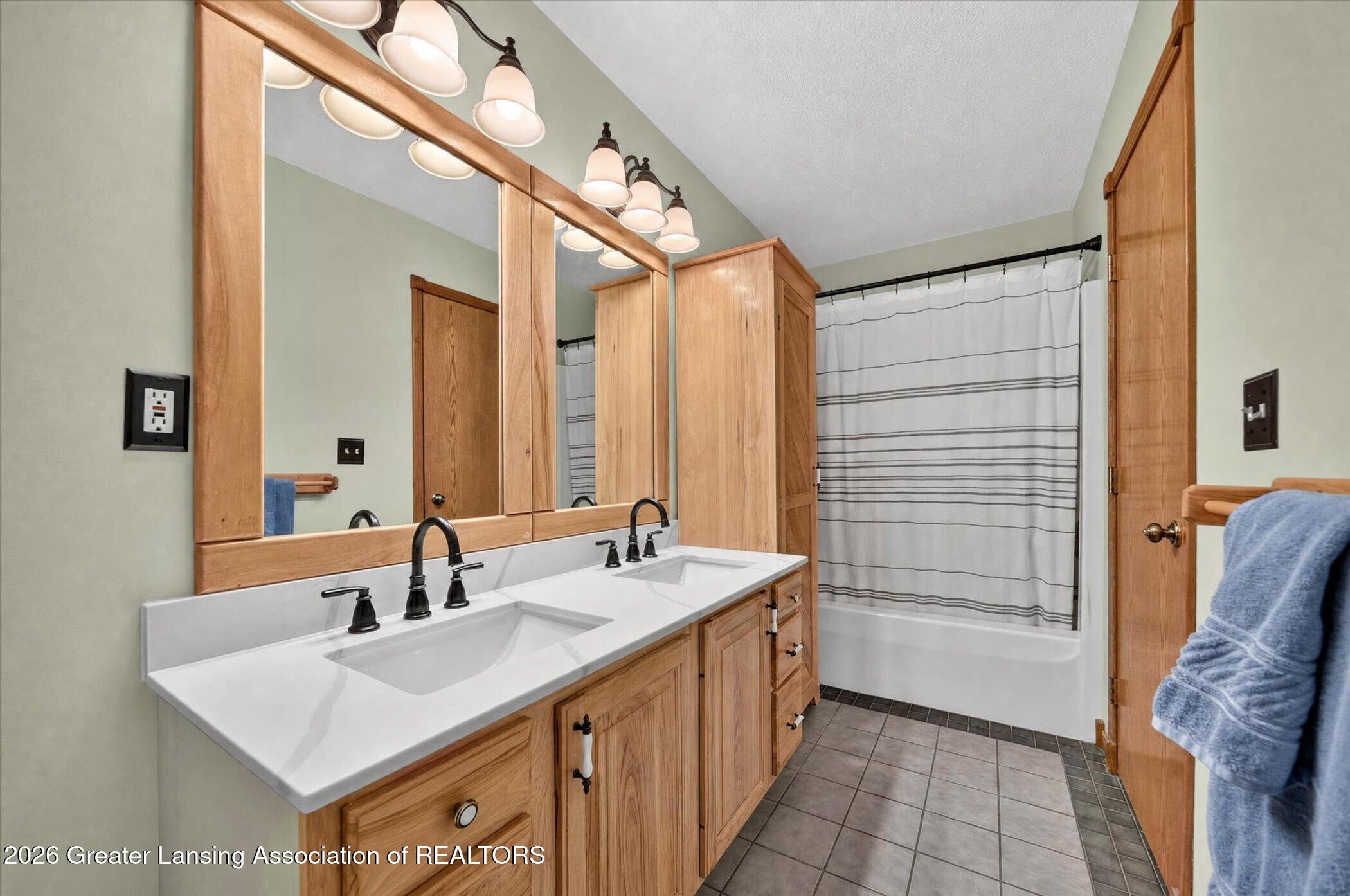 11442 Ransom Highway Dimondale, MI 48821 - Photo 25 of 52 26-11442-Ransom-Hwy-Windowstill