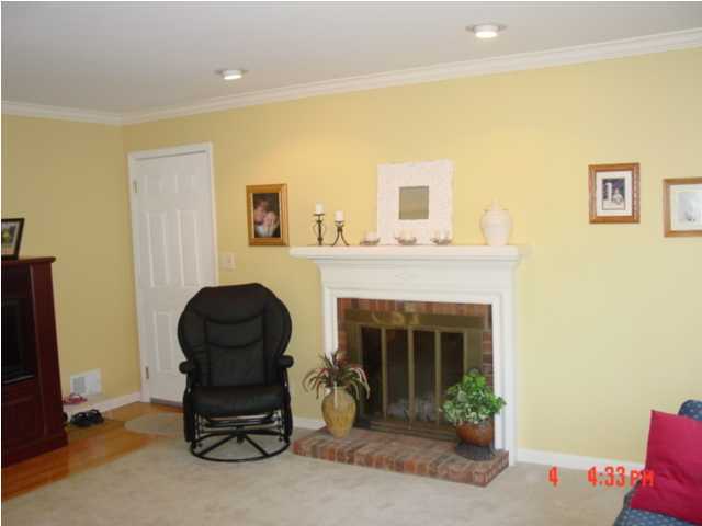 306 Moser Road Louisville, KY 40223 - Photo 8 of 20 Additional Photo