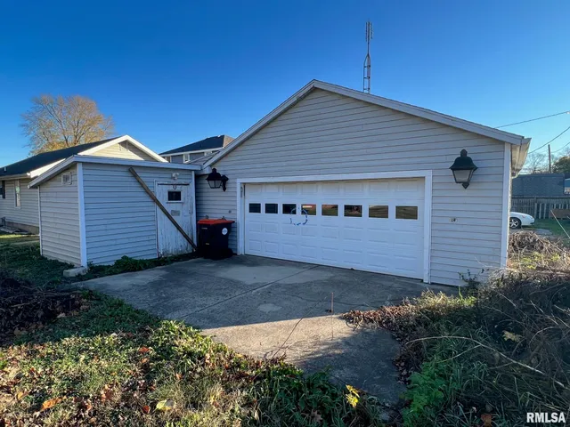 $69,900 | 617 Short 8th Street, Lincoln, IL 62656