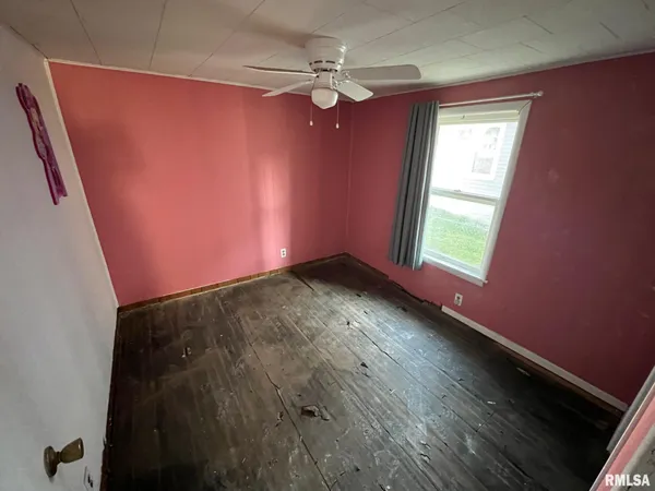 $69,900 | 617 Short 8th Street, Lincoln, IL 62656