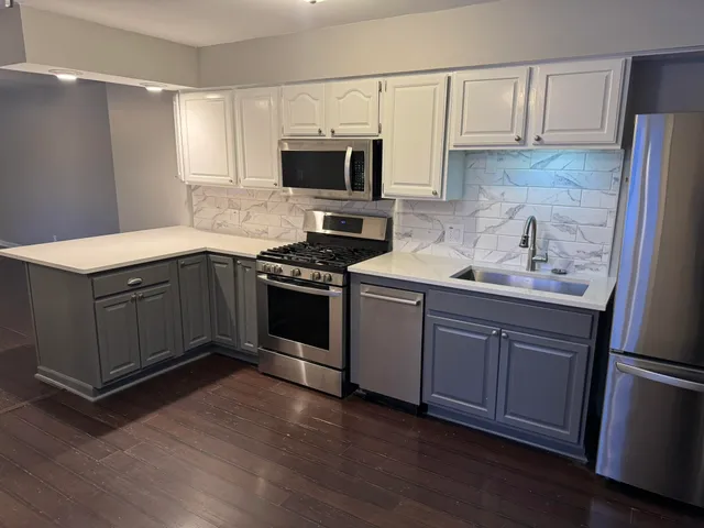 $2,200 | 513 Wilkinson Street, Chelsea, MI 48118