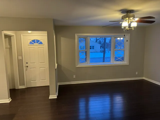 $2,200 | 513 Wilkinson Street, Chelsea, MI 48118