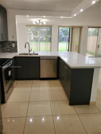 $3,500 | 10147 Costa Del Sol Boulevard, Unit C58, Doral, FL 33178