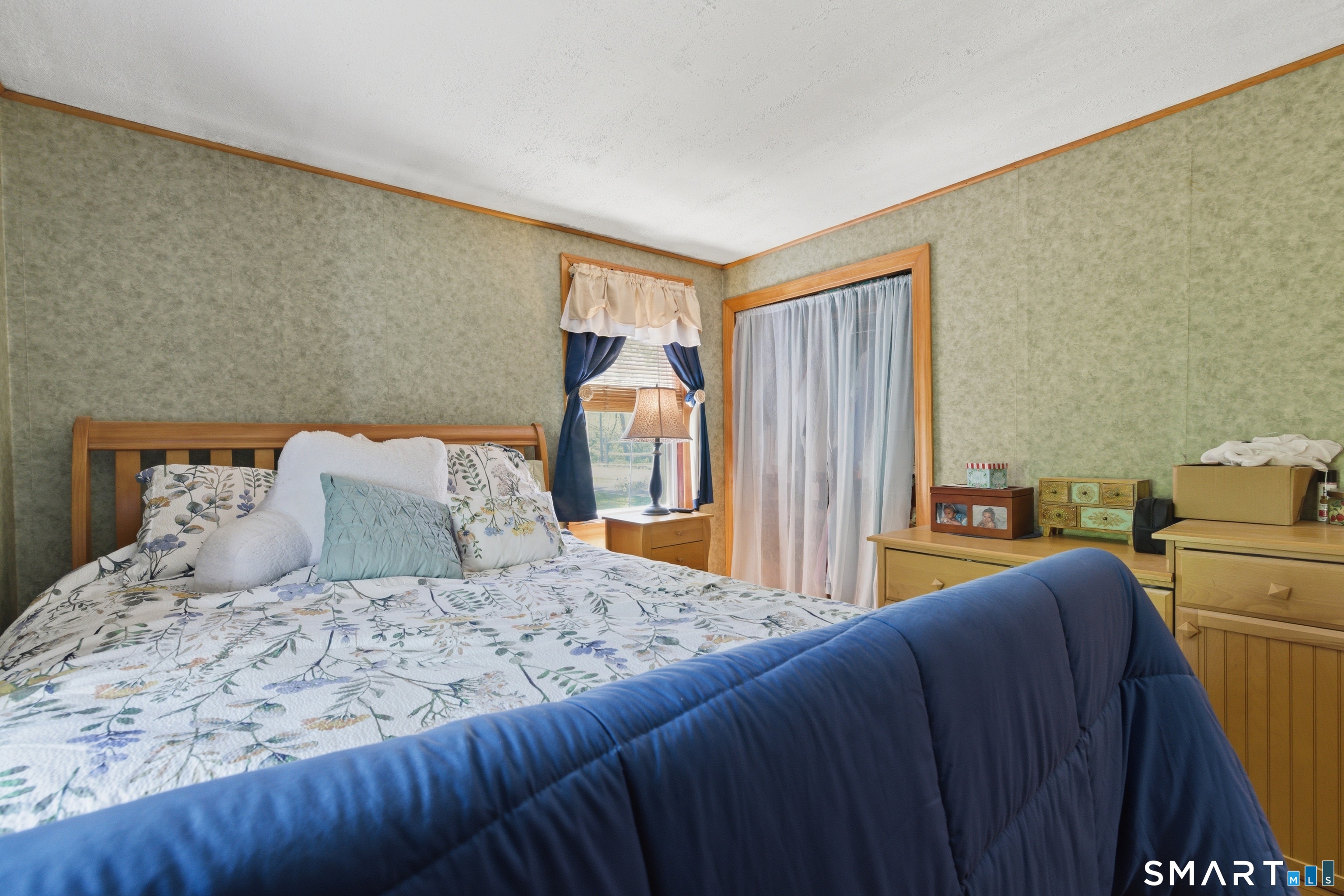 1098 Long Cove Road Ledyard, CT 06335 - Photo 13 of 20