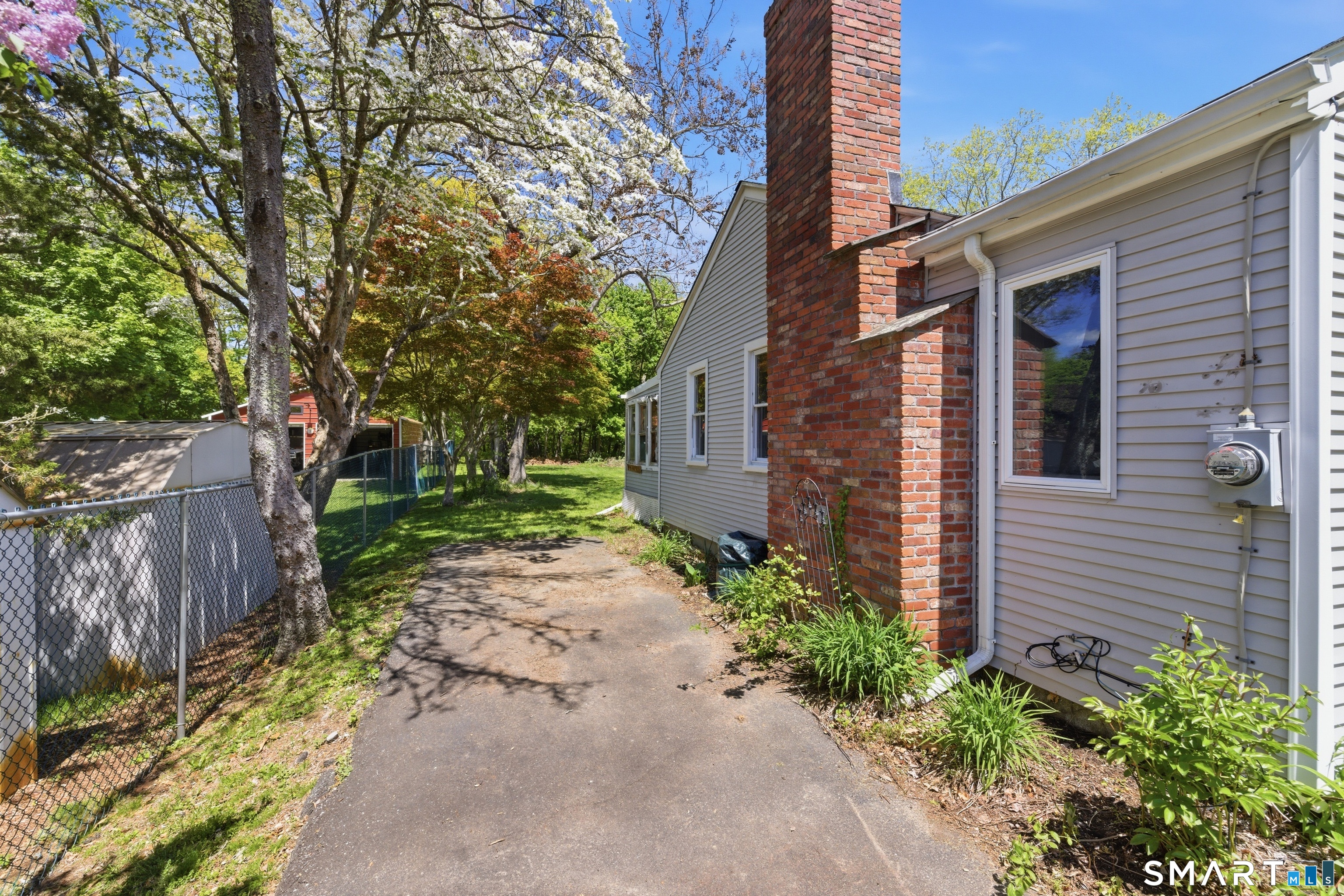 1098 Long Cove Road Ledyard, CT 06335 - Photo 17 of 20