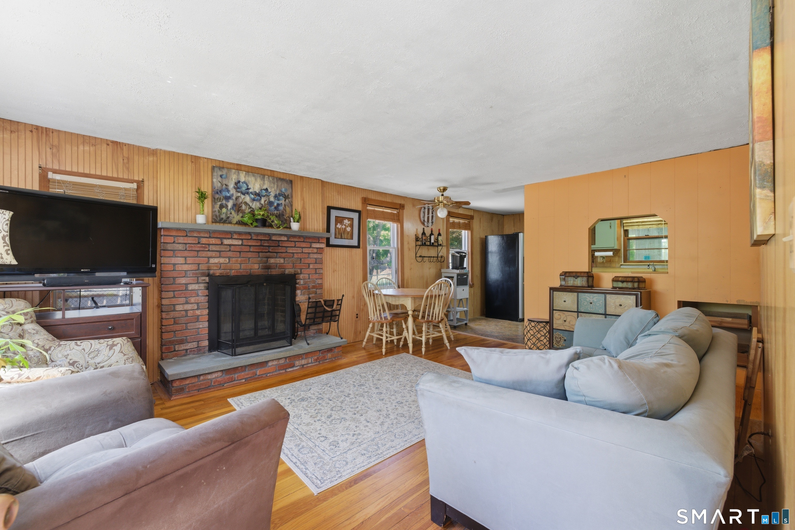 1098 Long Cove Road Ledyard, CT 06335 - Photo 7 of 20