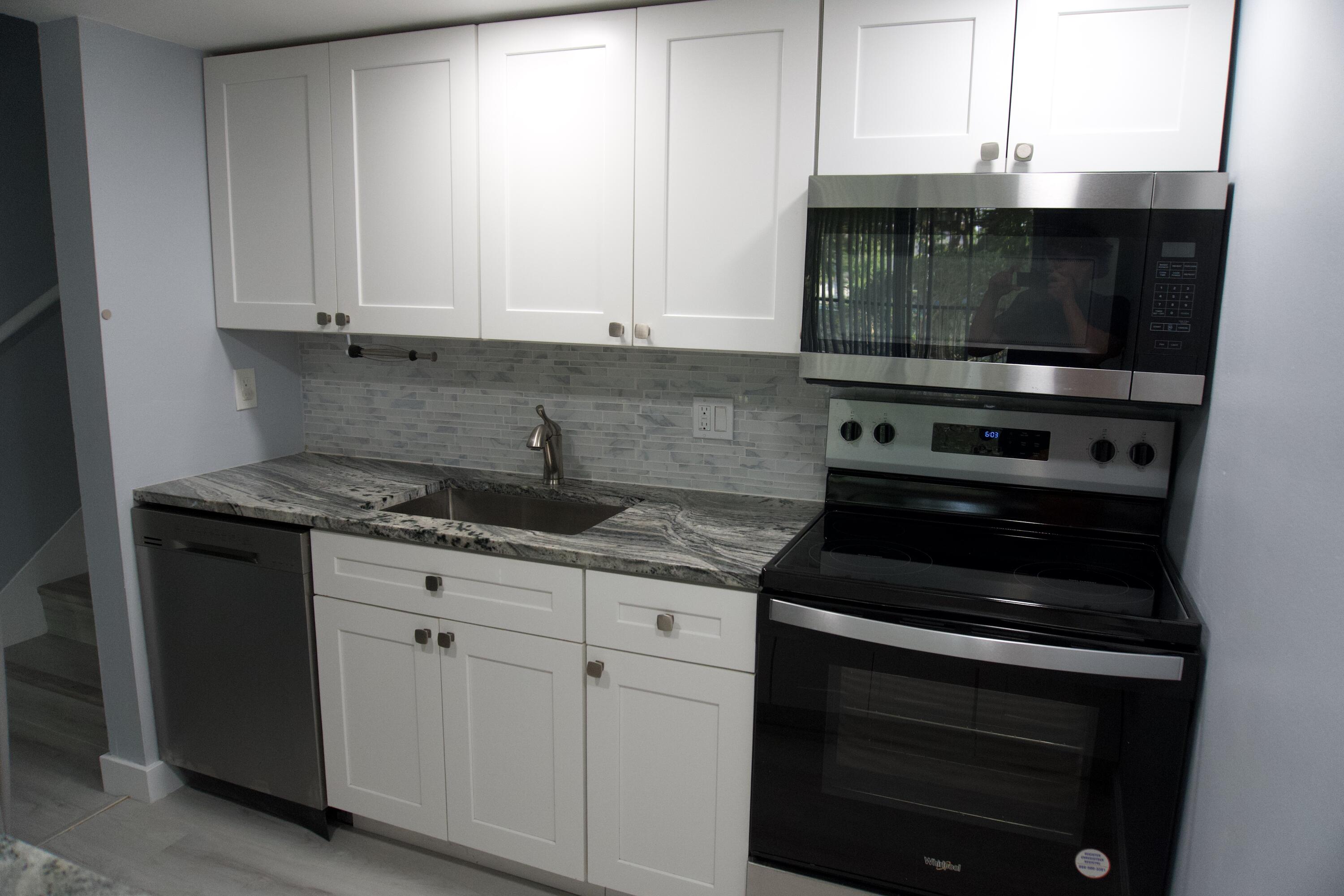 755 Dotterel Road, Unit 1205 Delray Beach, FL 33444 - Photo 8 of 19 Kitchen