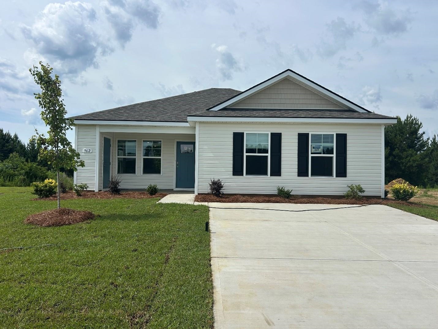 962 Farmers Psge Loop Loris, SC 29569 - Photo 1 of 13 Gallery Image 1