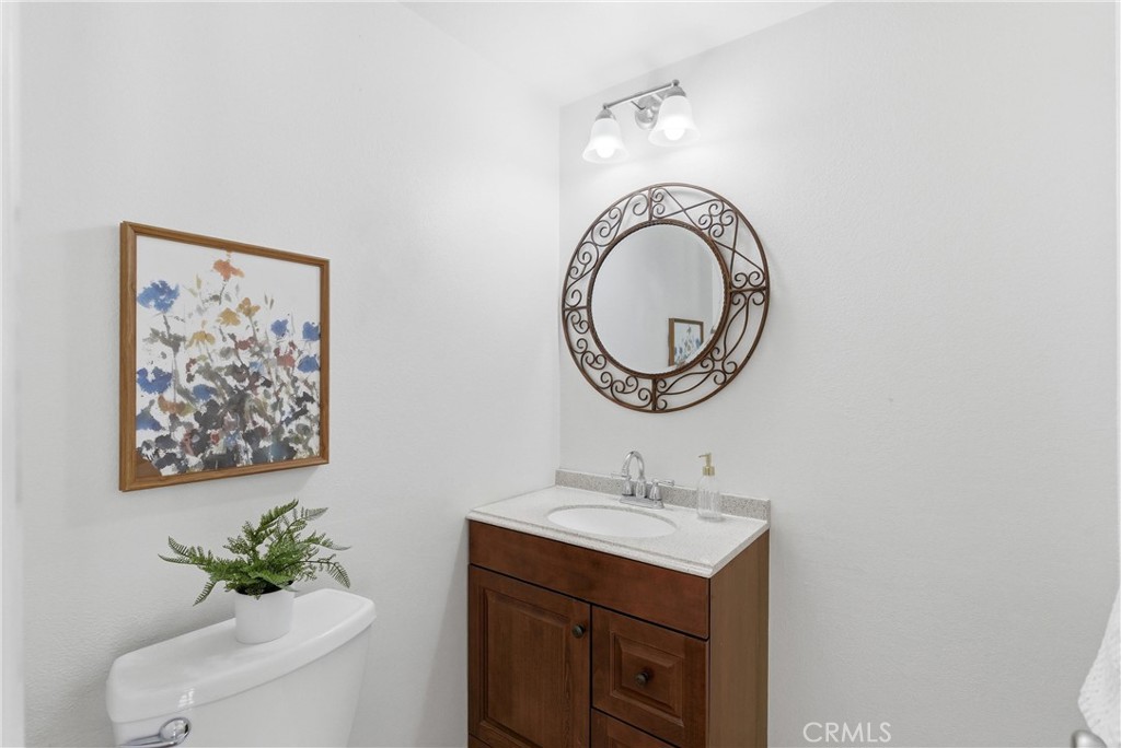 5021 Vauxhall Road Westminster, CA 92683 - Photo 16 of 38 Bathroom 1 (Downstairs)