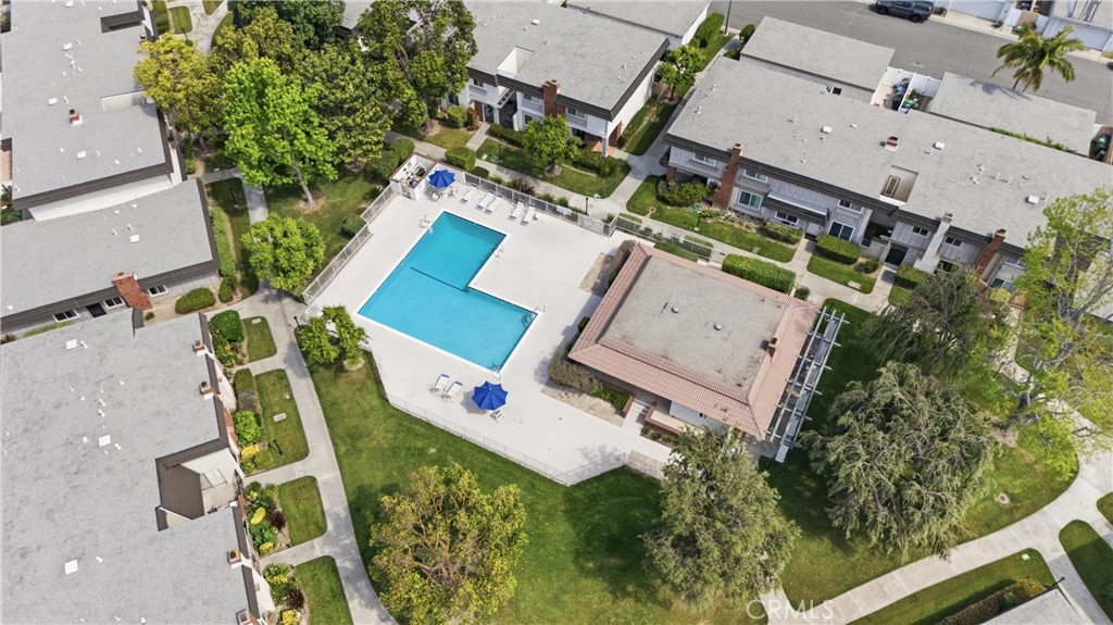5021 Vauxhall Road Westminster, CA 92683 - Photo 29 of 38 One of the HOA Pools and Clubhouse