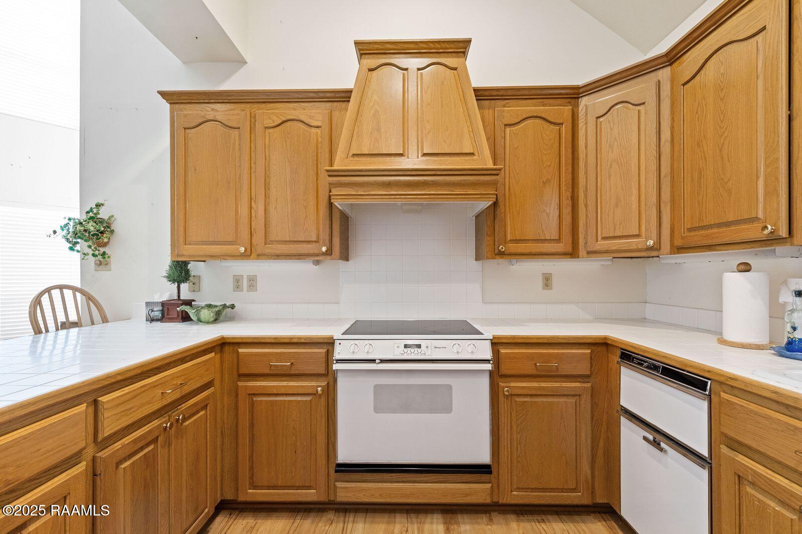 6937 Laurent Road Gueydan, LA 70542 - Photo 8 of 35 image