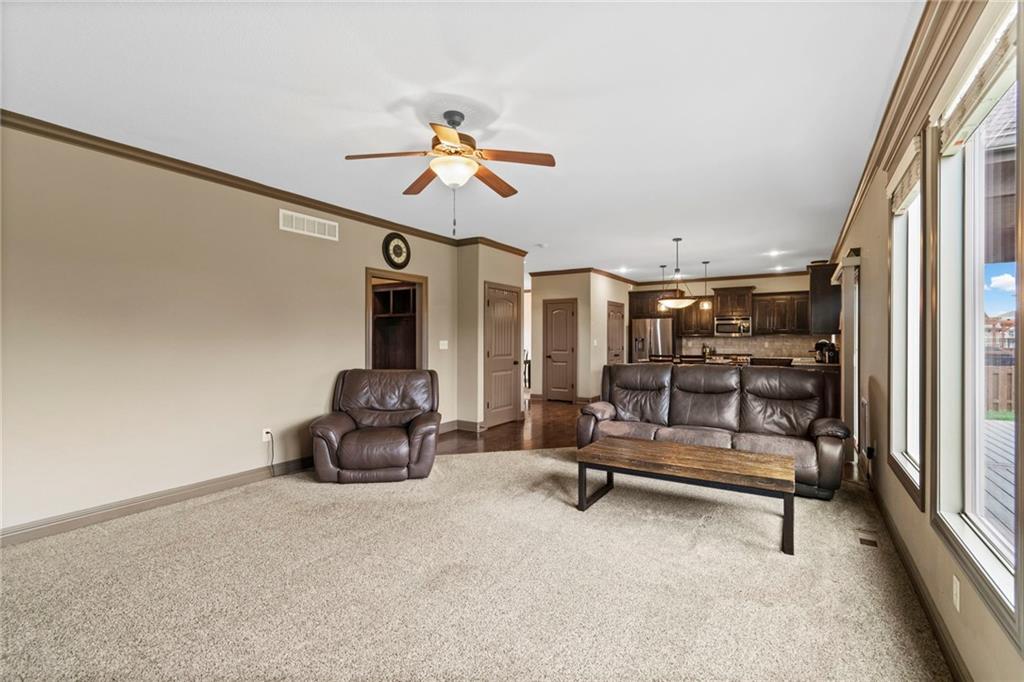 1058 Southwest Conch Way Lee's Summit, MO 64064 - Photo 17 of 56