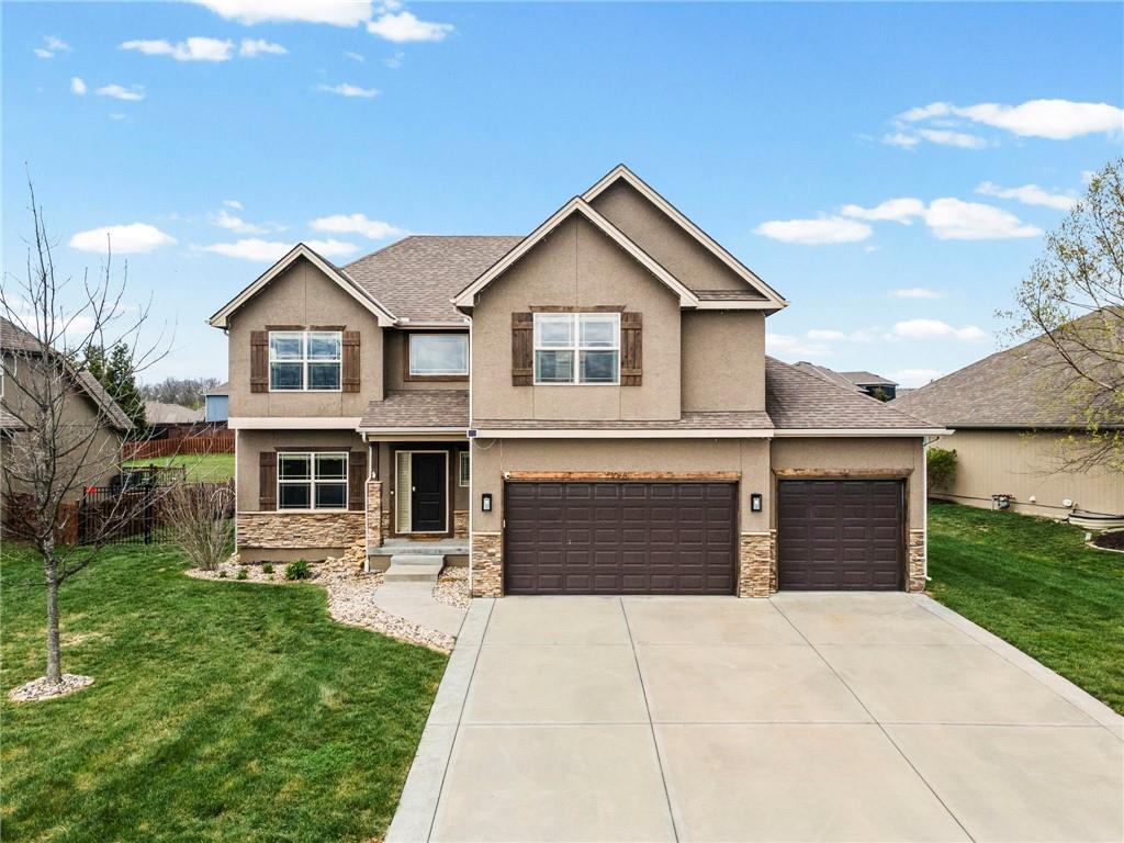 1058 Southwest Conch Way Lee's Summit, MO 64064 - Photo 2 of 56