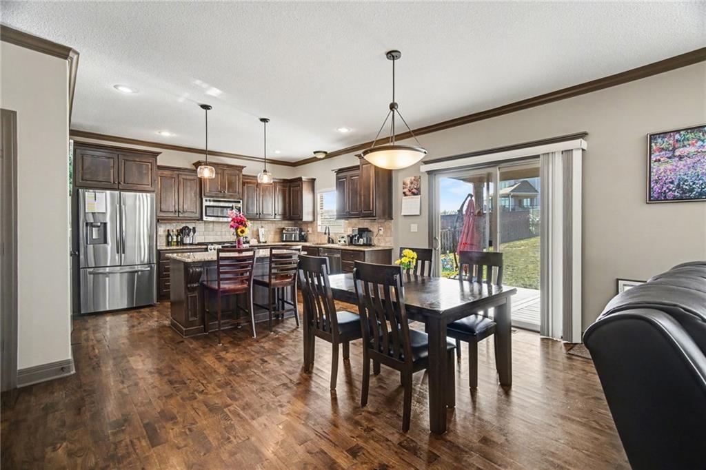 1058 Southwest Conch Way Lee's Summit, MO 64064 - Photo 5 of 30