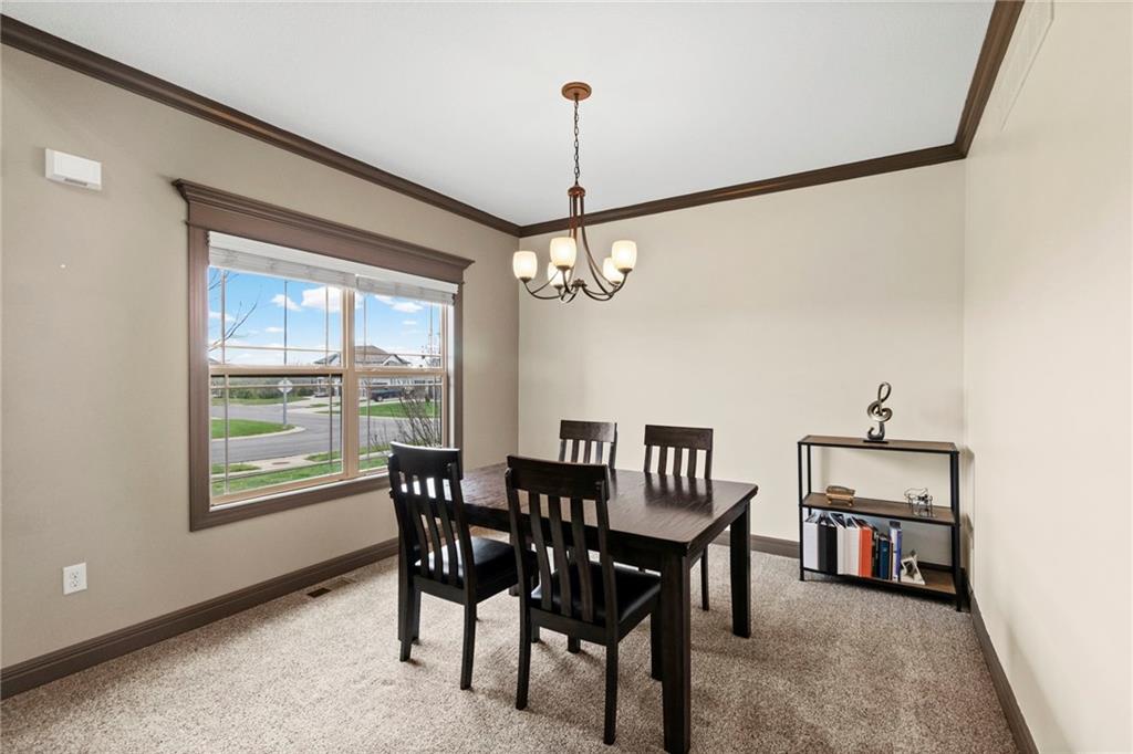 1058 Southwest Conch Way Lee's Summit, MO 64064 - Photo 6 of 56