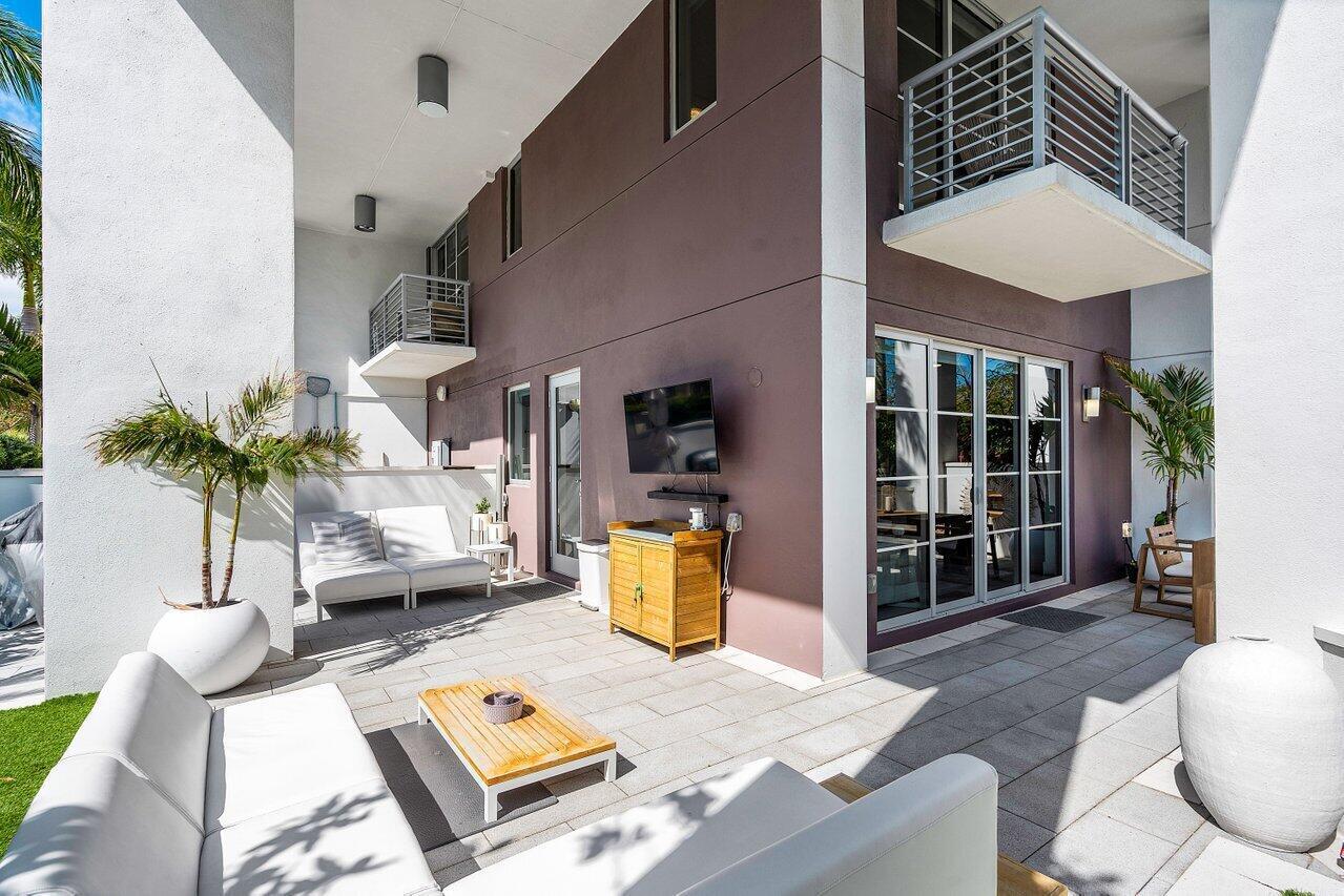 155 East Boca Raton Road, Unit TH1 Boca Raton, FL 33432 - Photo 24 of 26 YARD3