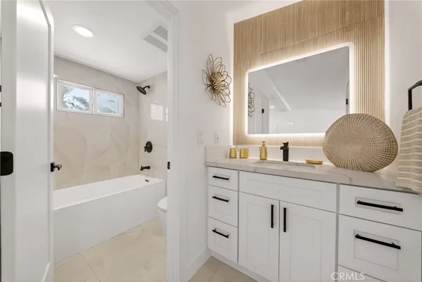 $968,000 | 211 North Resh Street, Anaheim, CA 92805