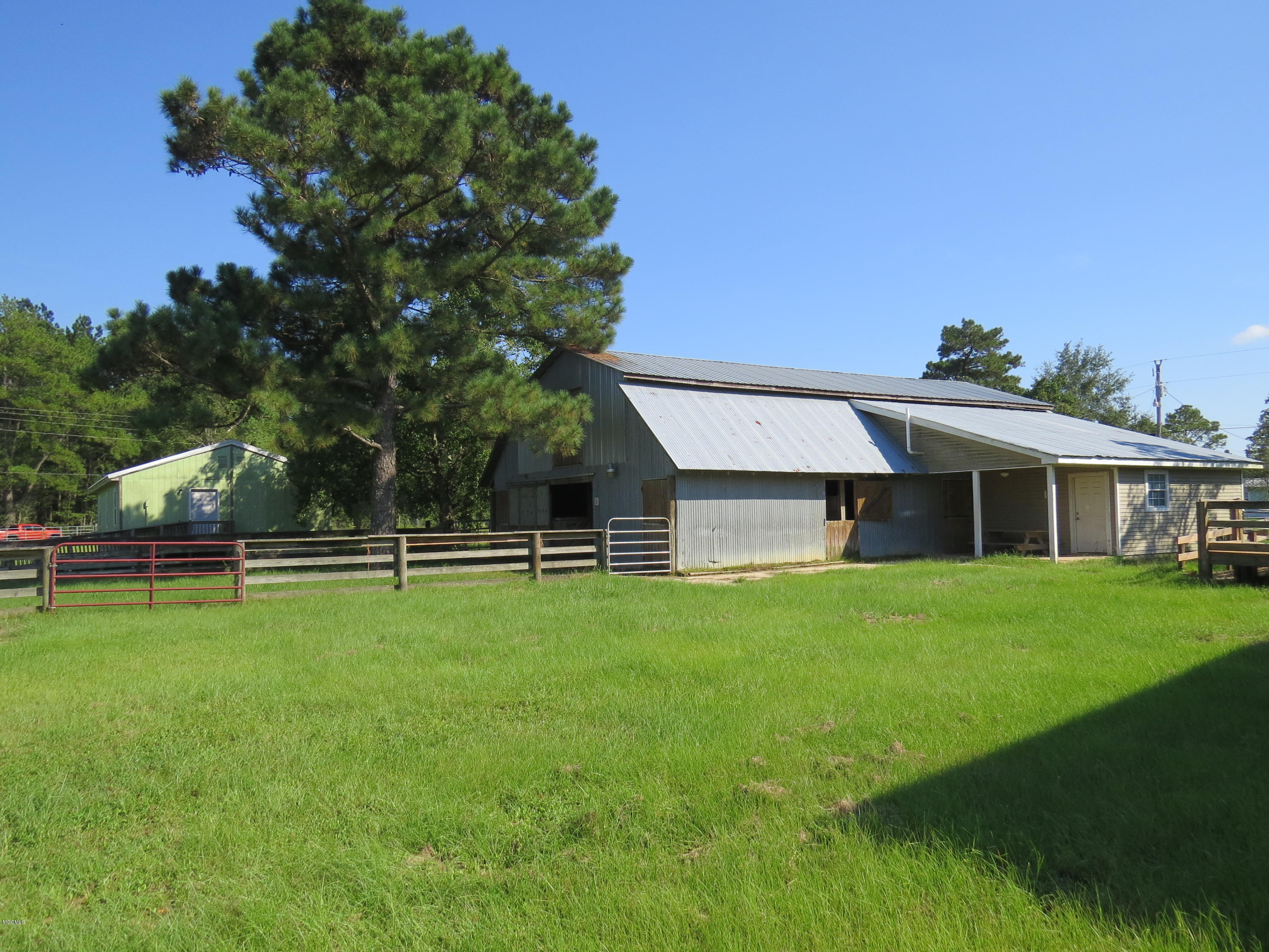 7552 Kiln-Picayune Road Kiln, MS 39556 - Photo 1 of 26 IMG_2729