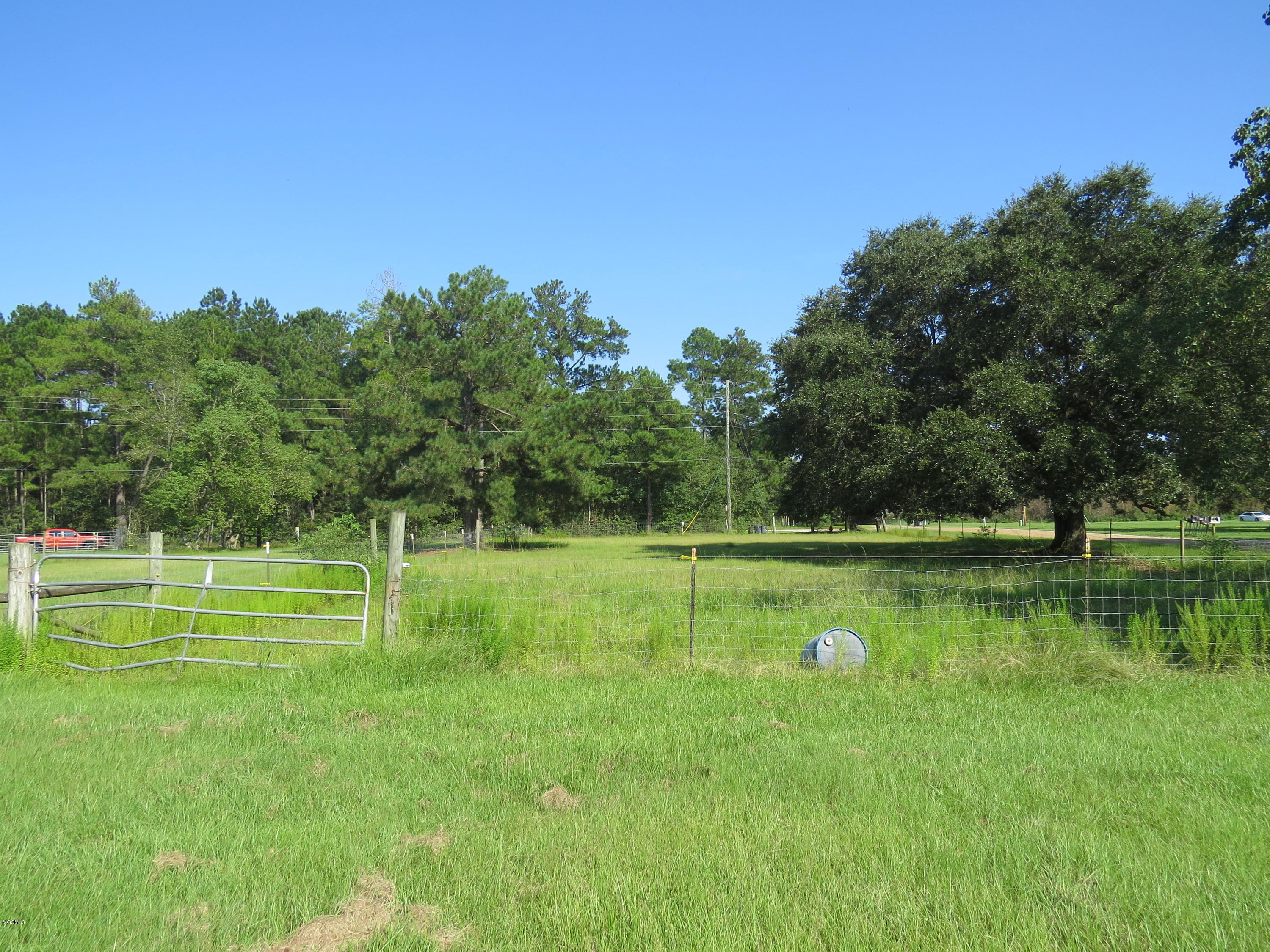 7552 Kiln-Picayune Road Kiln, MS 39556 - Photo 16 of 26 IMG_2723