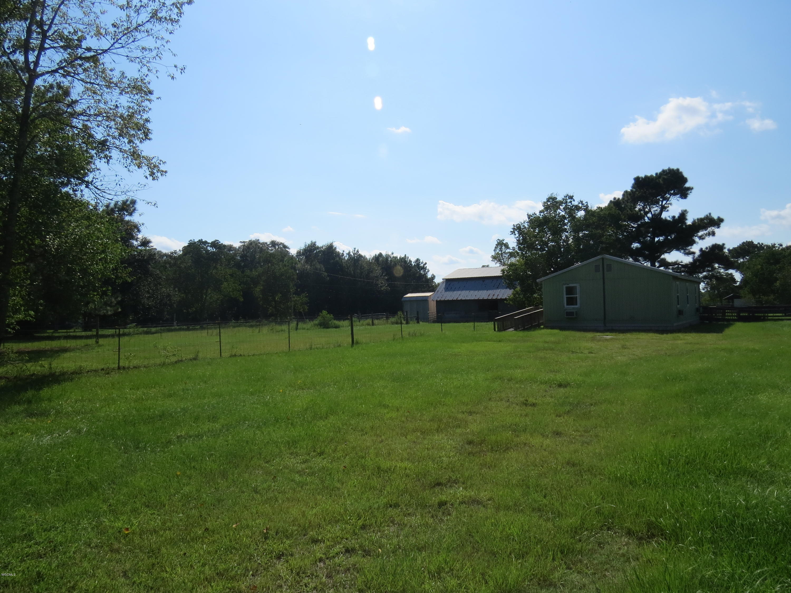 7552 Kiln-Picayune Road Kiln, MS 39556 - Photo 3 of 26 IMG_2709