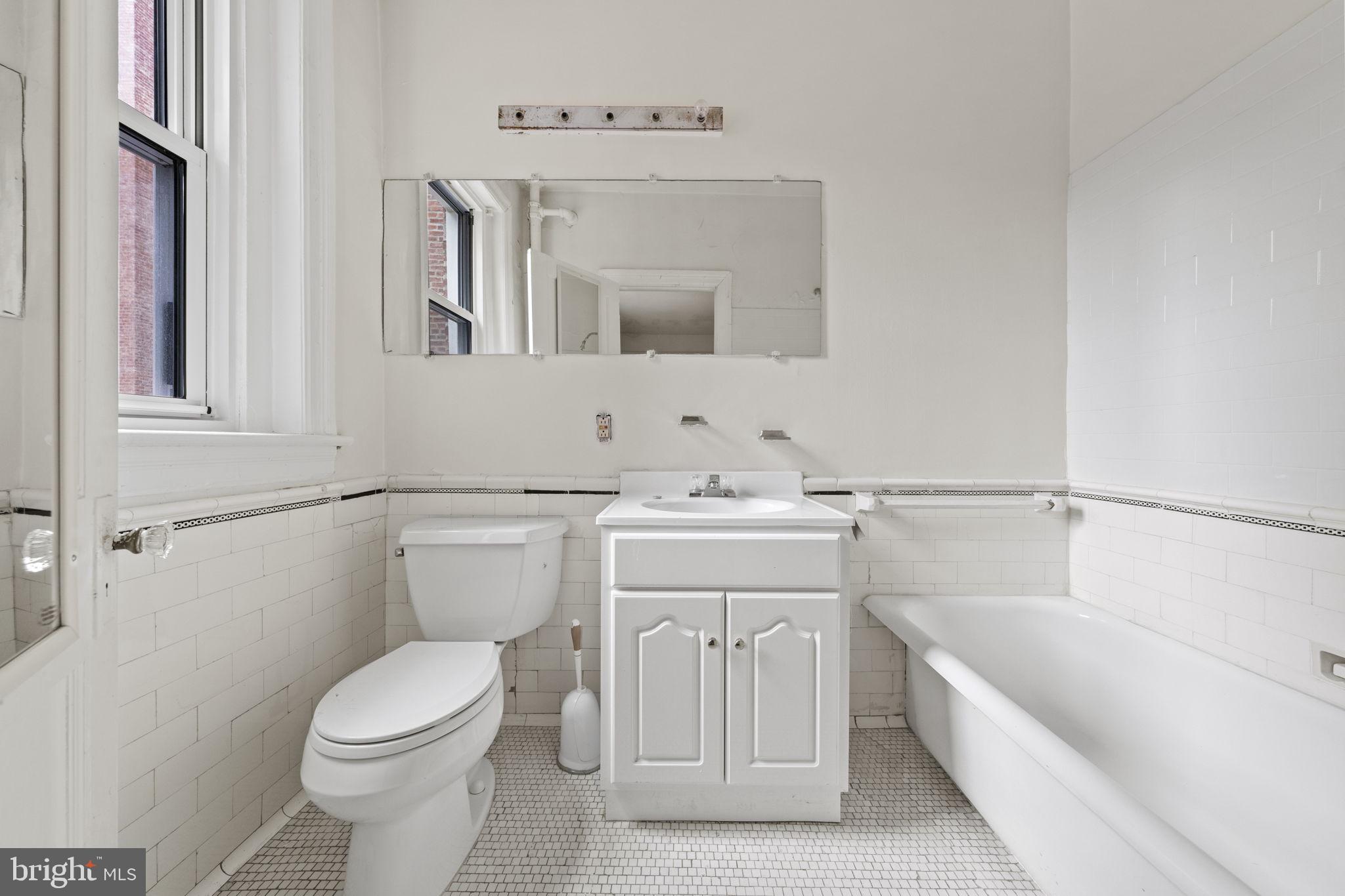 1954 Columbia Road Northwest, Unit 208 Washington, DC 20009 - Photo 8 of 10 Gallery Image 8