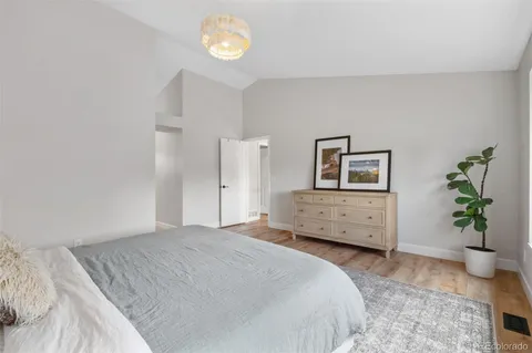 $960,000 | 9272 South Crestmore Way, Highlands Ranch, CO 80126