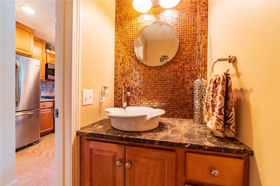 28 Peveril Road Cranston, RI 02921 - Photo 16 of 35 Gallery Image 16
