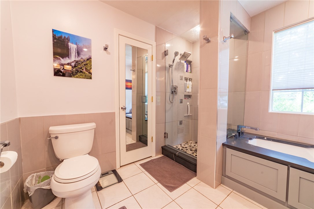 28 Peveril Road Cranston, RI 02921 - Photo 25 of 35 Gallery Image 25