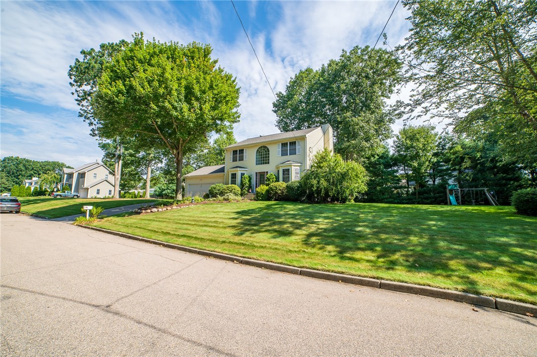 28 Peveril Road Cranston, RI 02921 - Photo 33 of 35 Gallery Image 33