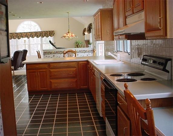 17 A Old Topsfield Road Boxford, MA 01921 - Photo 3 of 23