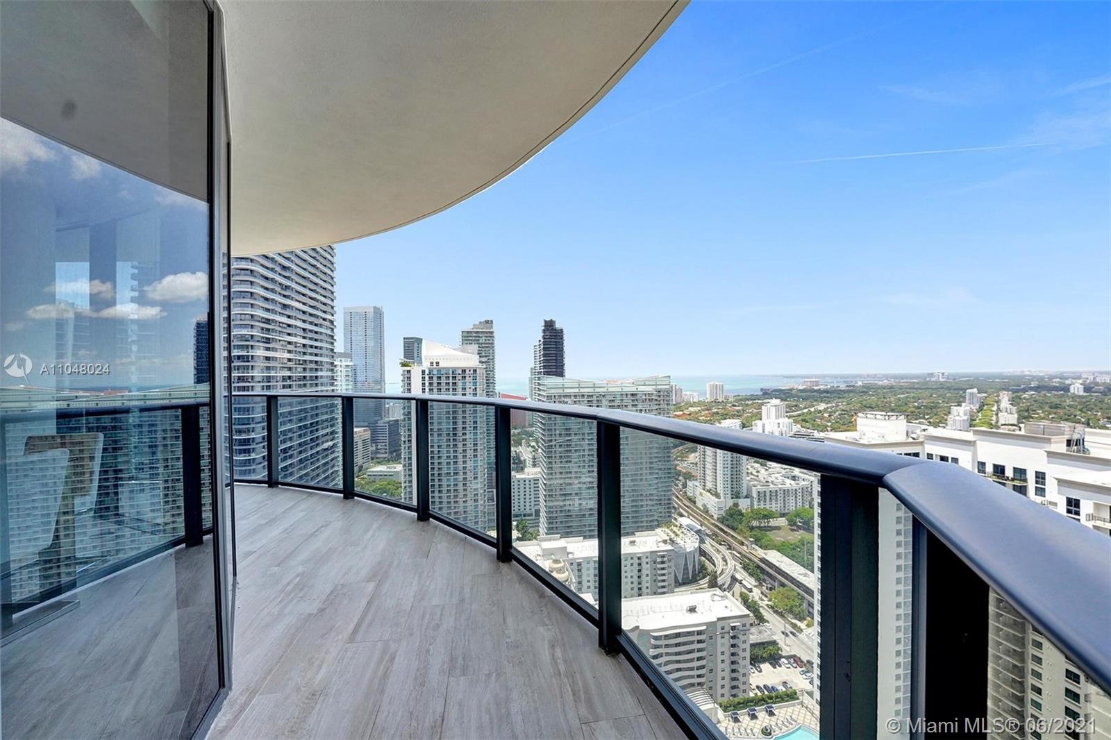 45 Southwest 9th Street, Unit 4006 Miami, FL 33130 - Photo 17 of 26