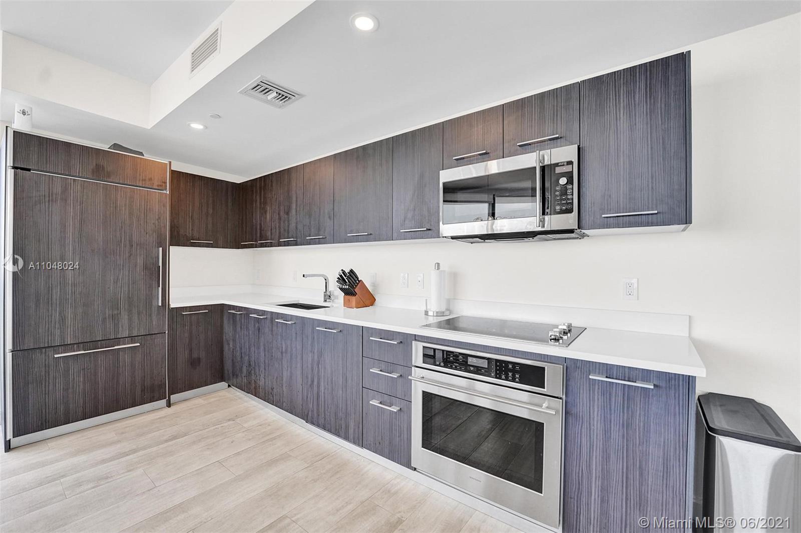 45 Southwest 9th Street, Unit 4006 Miami, FL 33130 - Photo 6 of 26