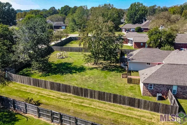 $430,000 | 8614 R Dawes Drive, Denham Springs, LA 70706