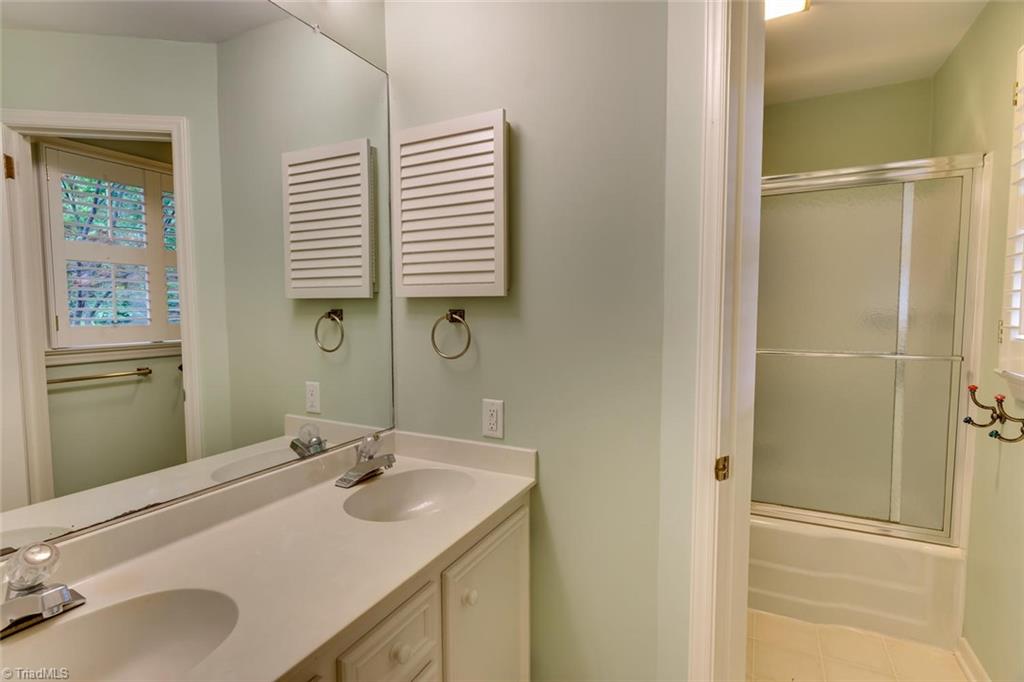 1161 Huntingdon Road Winston-Salem, NC 27104 - Photo 18 of 22 Gallery Image 18