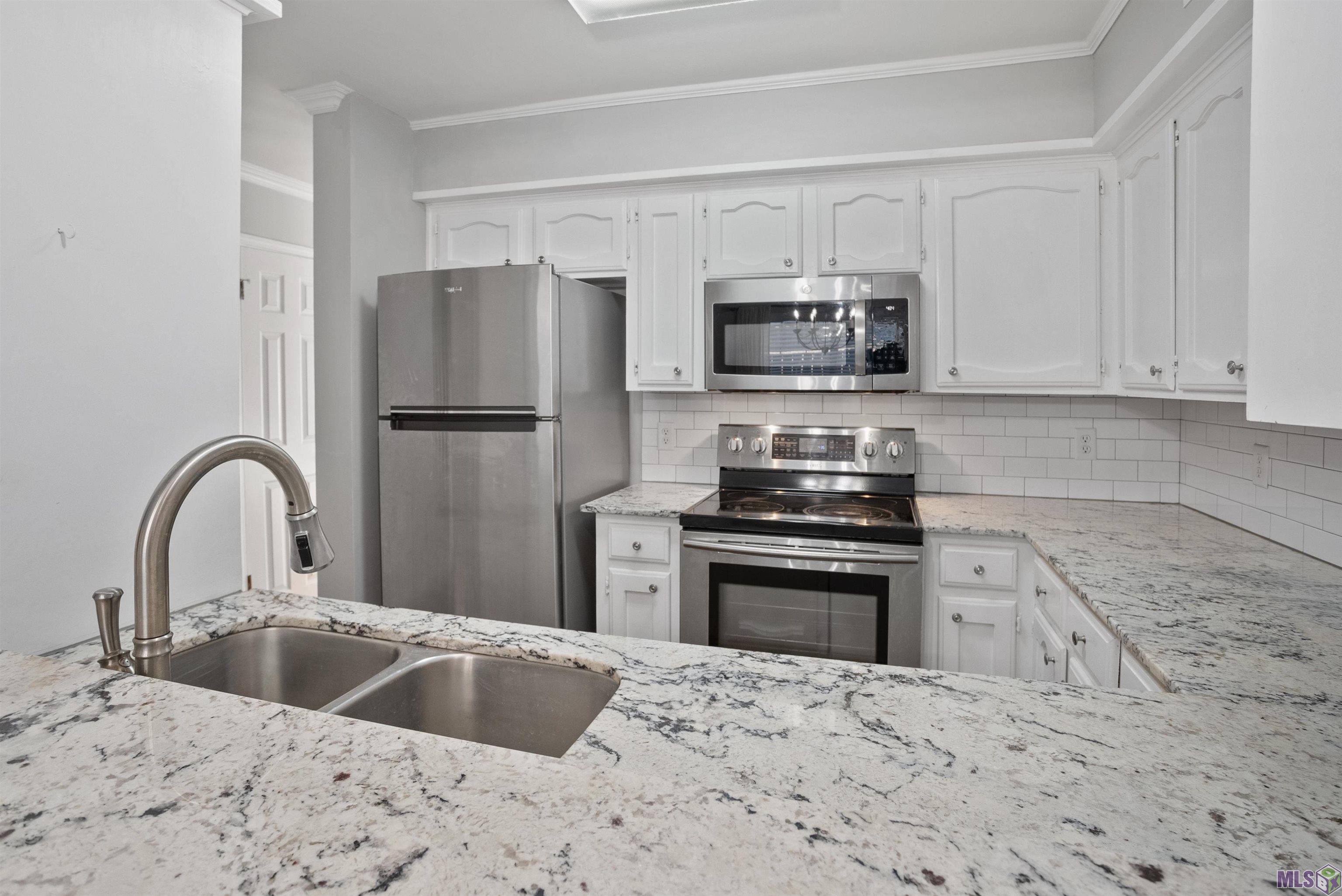 9007 Highland Road, Unit 8 Baton Rouge, LA 70810 - Photo 8 of 18