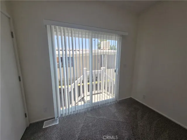 $119,005 | 999 South Santa Fe Avenue, Unit 35, San Jacinto, CA 92583