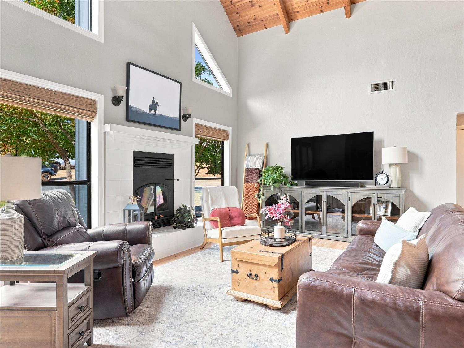 21764 Frontier Road Clovis, CA 93619 - Photo 17 of 75 Gallery Image 17