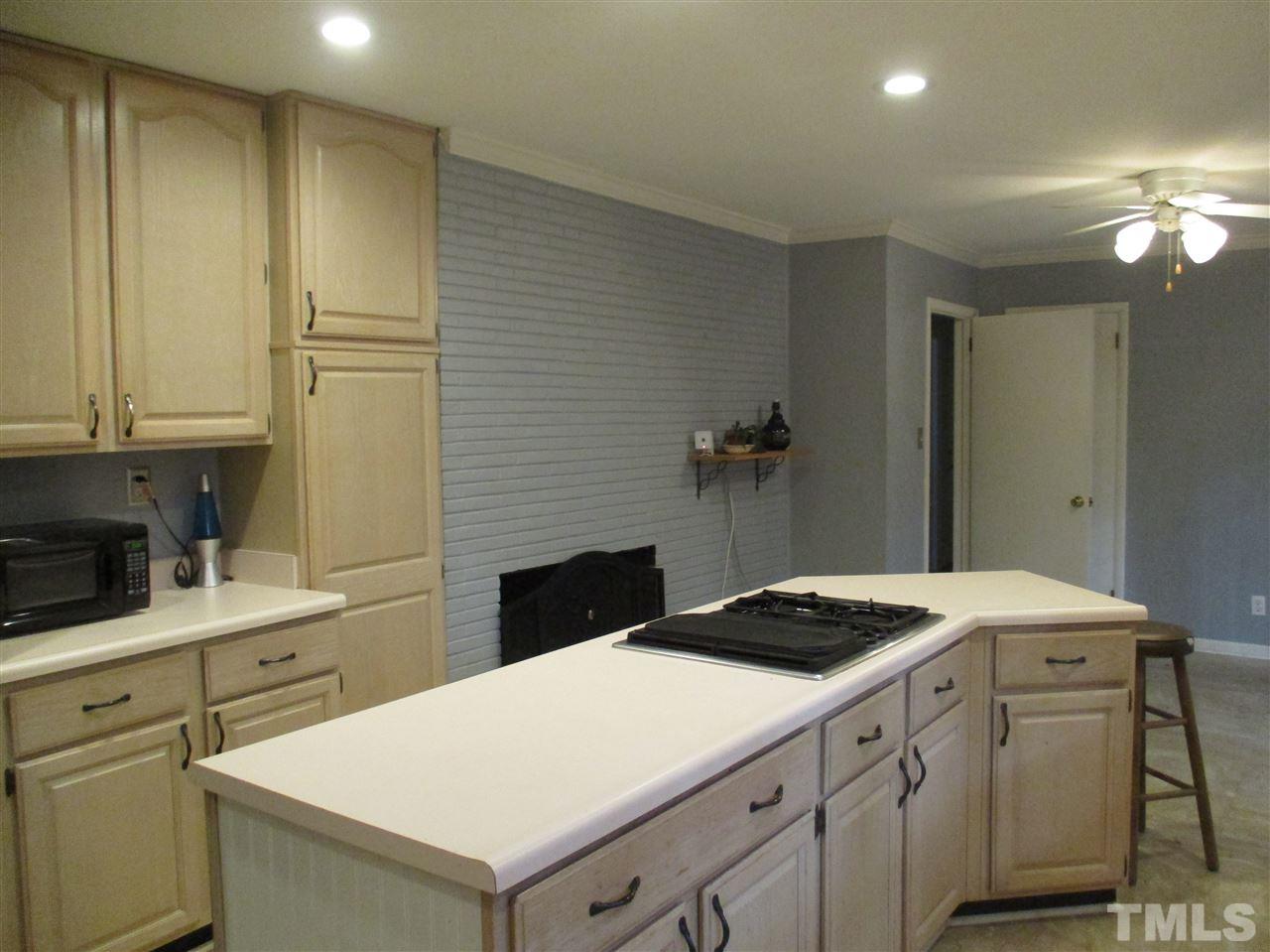 1225 Chaney Road Raleigh, NC 27606 - Photo 4 of 30
