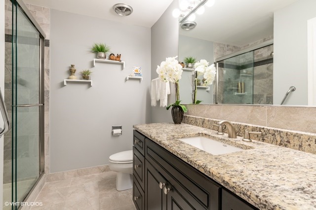 9801 Gross Point Road, Unit 206 Skokie, IL 60076 - Photo 9 of 14