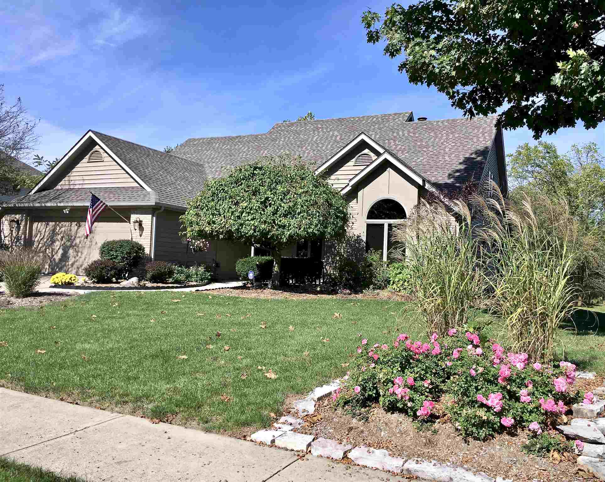 2130 Point Wood Road Fort Wayne, IN 46818 - Photo 2 of 36