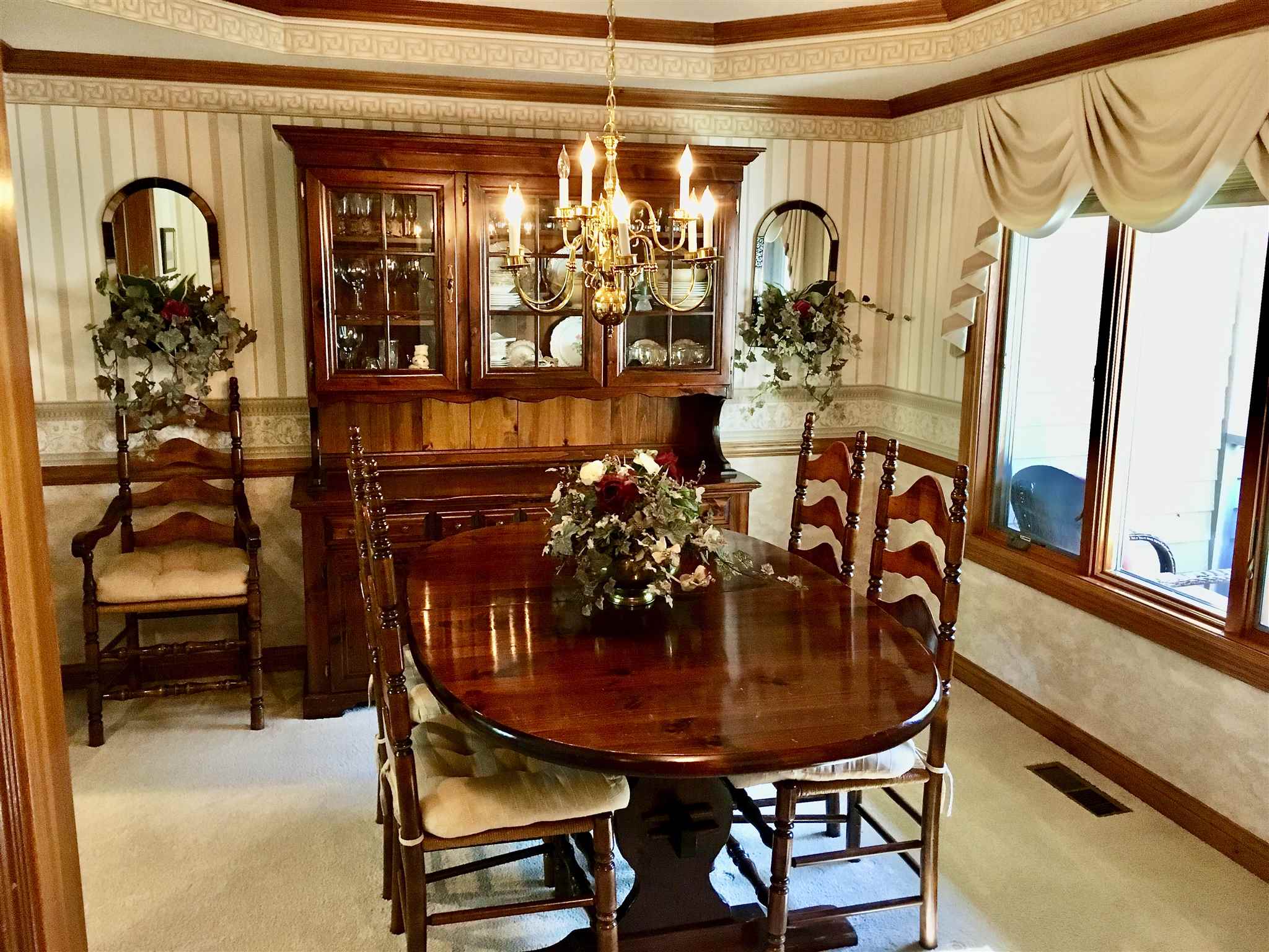 2130 Point Wood Road Fort Wayne, IN 46818 - Photo 14 of 36