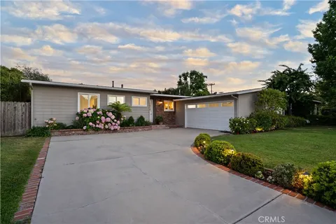 $3,495,000 | 1412 Vivian Lane, Newport Beach, CA 92660