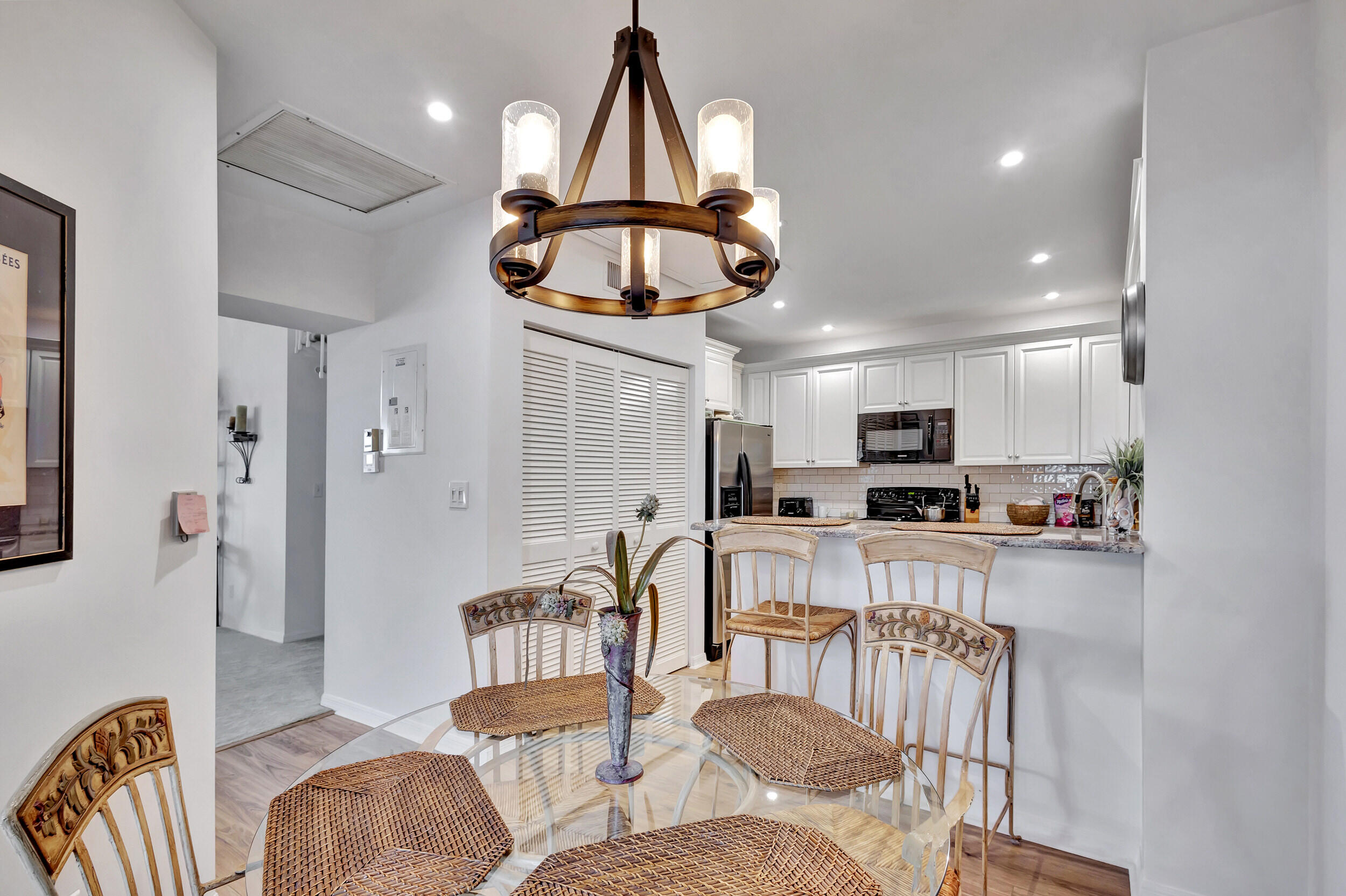 303 Mainsail Circle Jupiter, FL 33477 - Photo 11 of 59 Kitchen