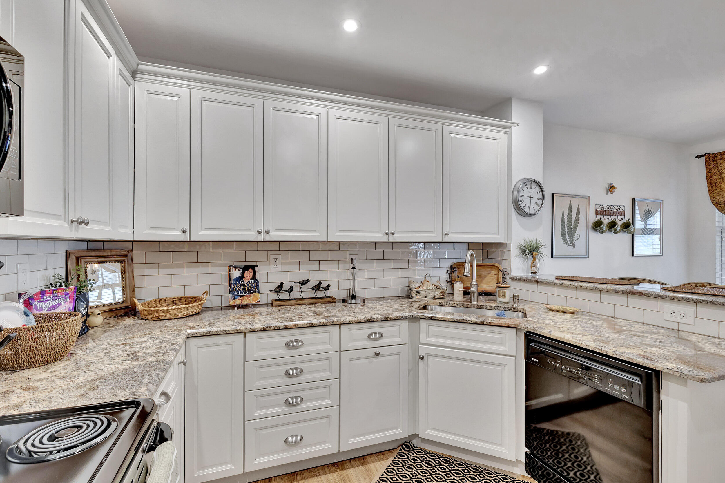 303 Mainsail Circle Jupiter, FL 33477 - Photo 14 of 59 Kitchen